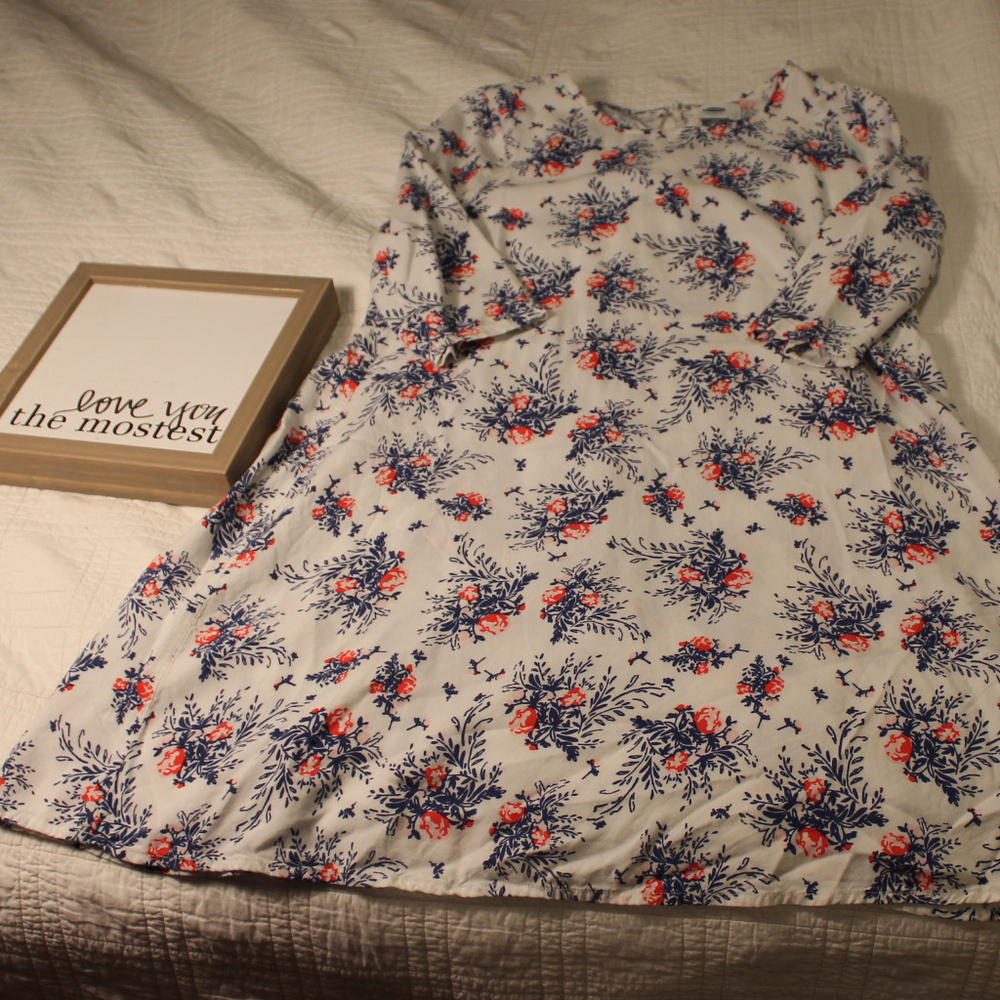 Old Navy Girls Floral Dress Size Large ( 10-12 )